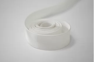 Косая бейка ацетатная 1,4 см белая  SHB40 17022643