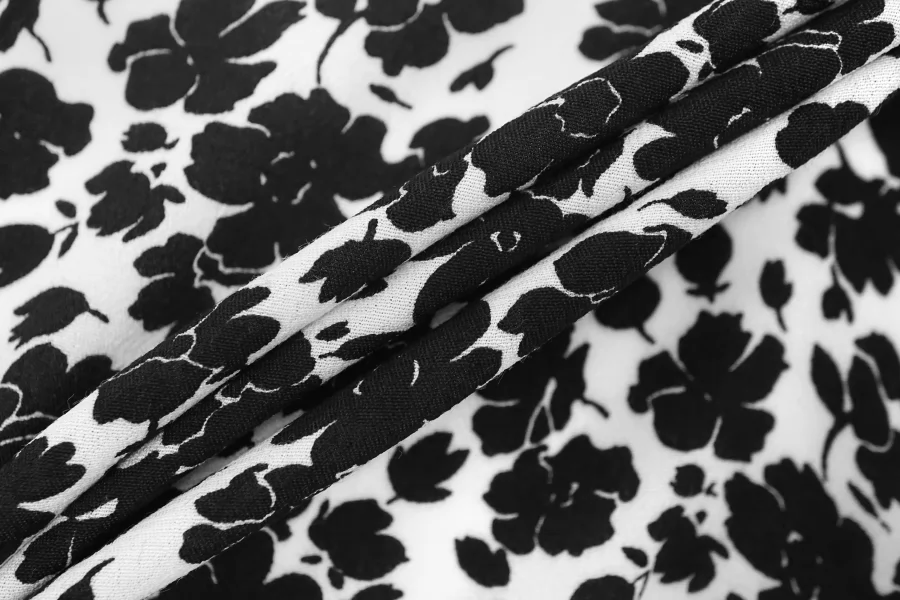 Креповая вискоза N21 Чёрно-белые цветы BNC H21/5 H60 25032633