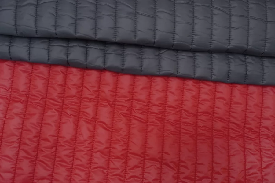 Стежка двусторонняя с утеплителем ARMANI Красно-серая H52 GG00 19052662