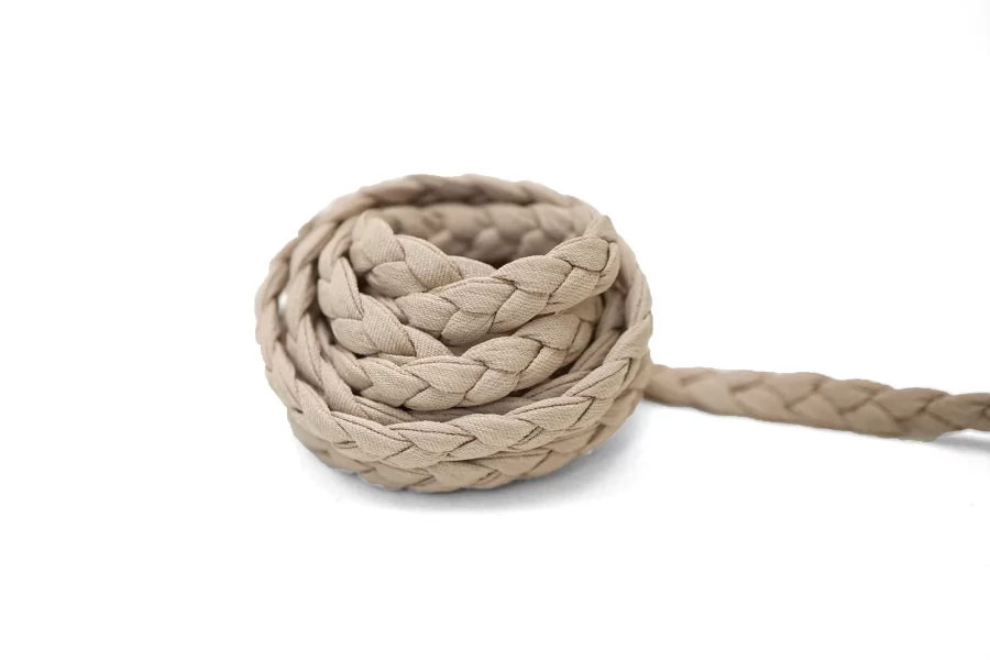 Шнур плетёный косичкой Бежевый 0,6 см KR2D 18042602