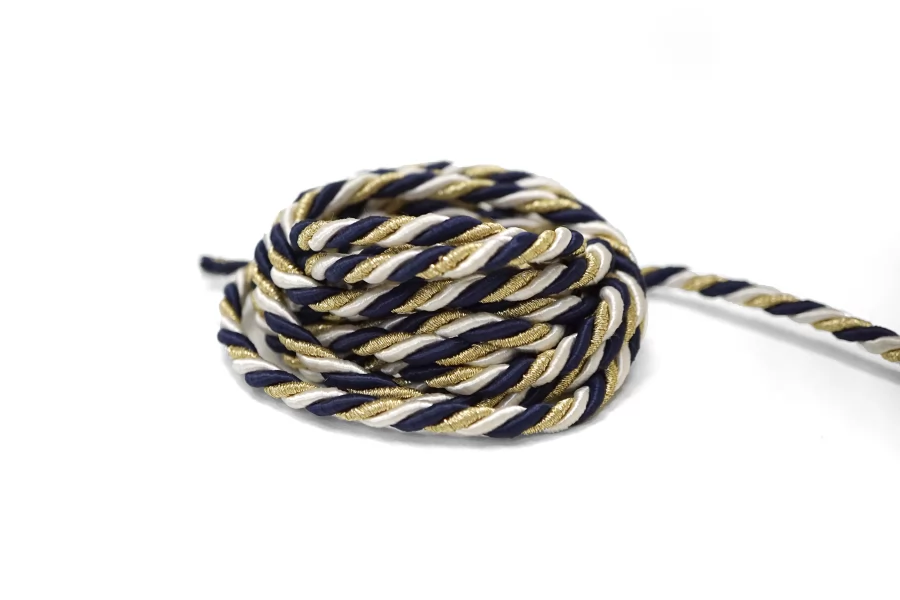 Шнур гайтановый Бело-синий с золотым люрексом 5 мм KR3D 18042606