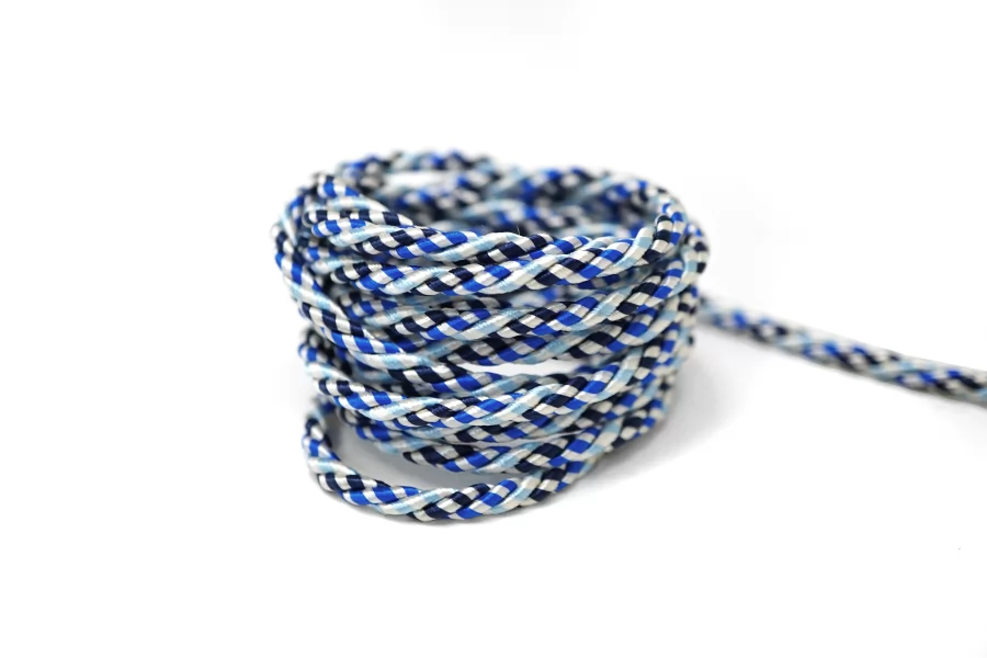 Шнур гайтановый Сине-бело-голубой 4 мм KR3D 18042618