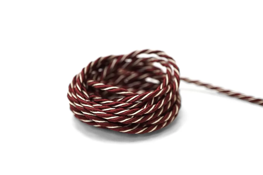 Шнур гайтановый Винно-кремовый 4 мм KR3D 18042619