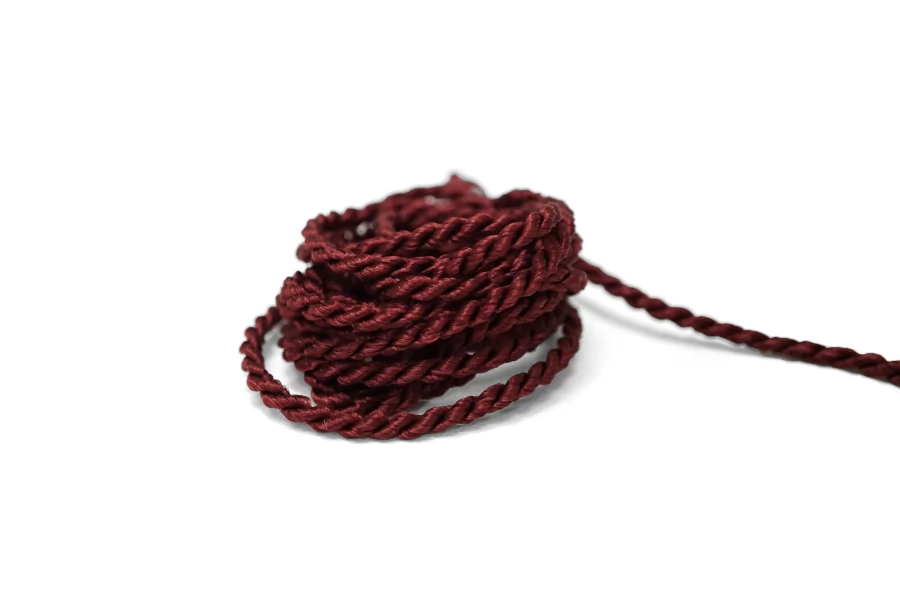Шнур гайтановый Винный 3 мм KR3D 18042621