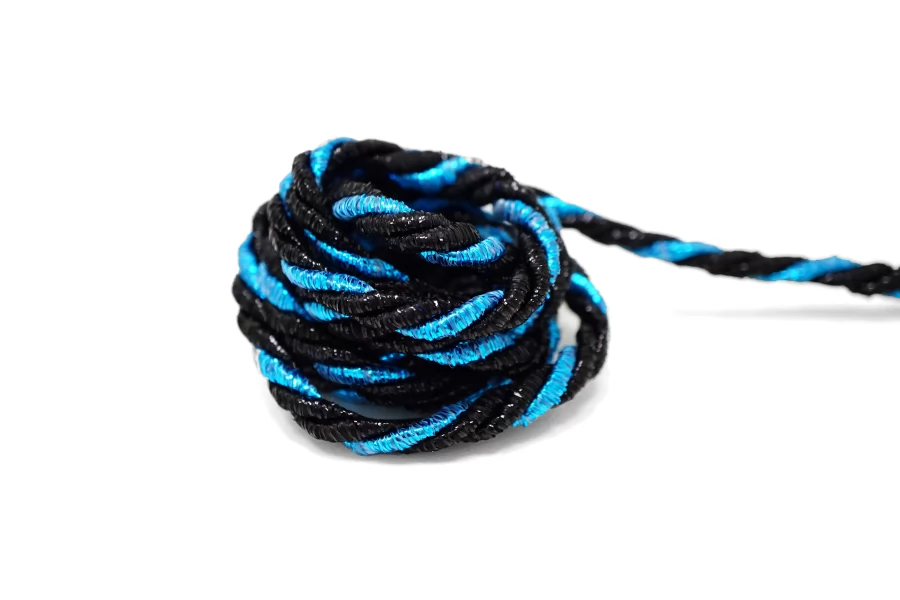 Шнур гайтановый Чёрно-голубой люрекс 6 мм LA30\3 18042631