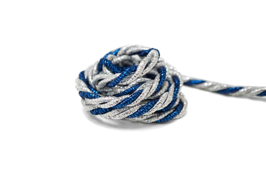 Шнур гайтановый Синий с серебром люрекс 6 мм LA30\3 18042632