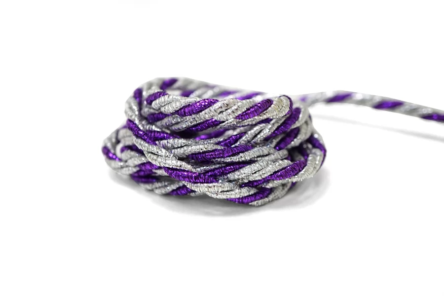 Шнур гайтановый Фиолетовый с серебром люрекс 6 мм LA30\3 18042645