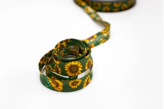 Косая бейка хлопковая Подсолнухи на зелёном 1,5 см SHA60\2 19042603