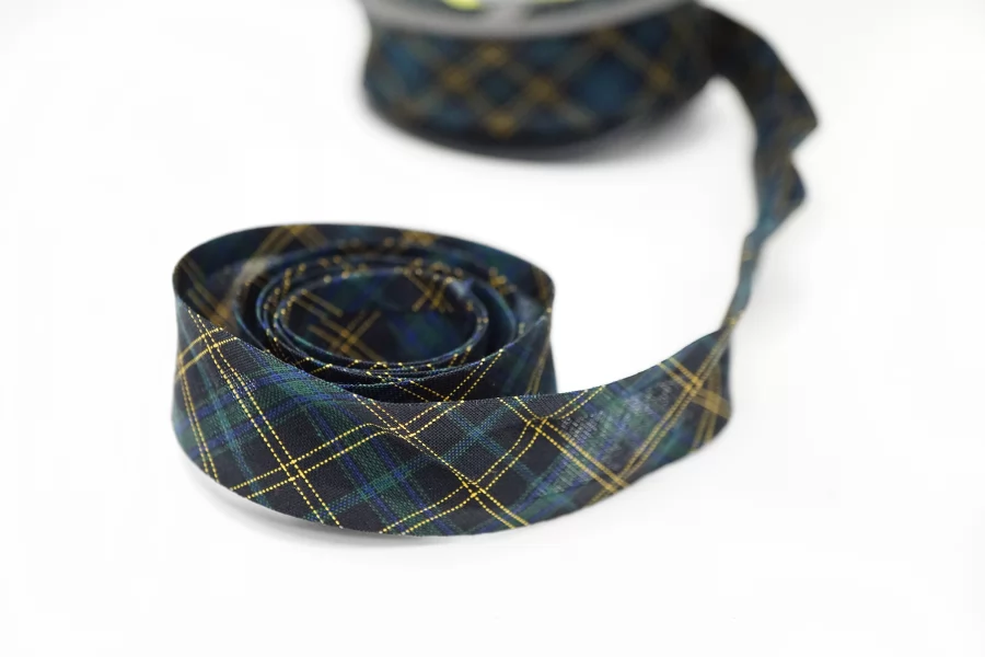 Косая бейка хлопковая Чёрно-зелёная клетка 2,7 см SHA60\2 19042605