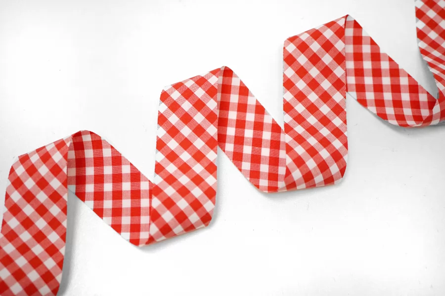 Косая бейка хлопковая Красно-белая клетка 2.8 см SHA60\2 19042634