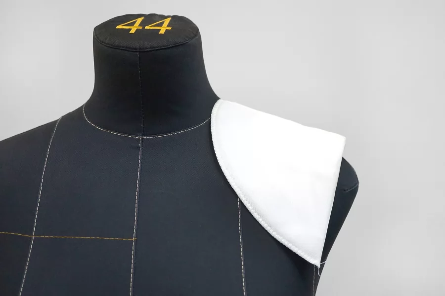 Плечевые накладки (подплечники) составные ПАРНЫЕ Белые McQueen FR2/02 8052607