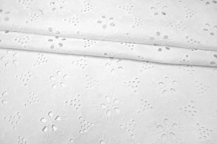 Шитье хлопковое Белое СVС H3 A11 19112536