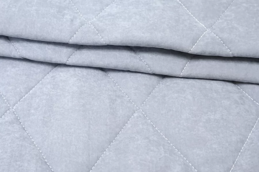 Стежка двусторонняя с утеплителем peach Светло-серая H52 GG00 20112550