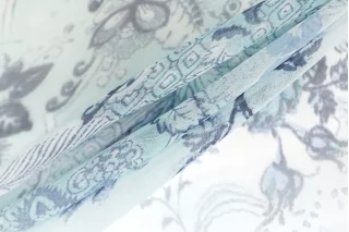 ОТРЕЗ 1,1 М ДЕФЕКТ Батист вискоза с шелком Голубой цветочный орнамент FRM (ДФ9) 14052699-2