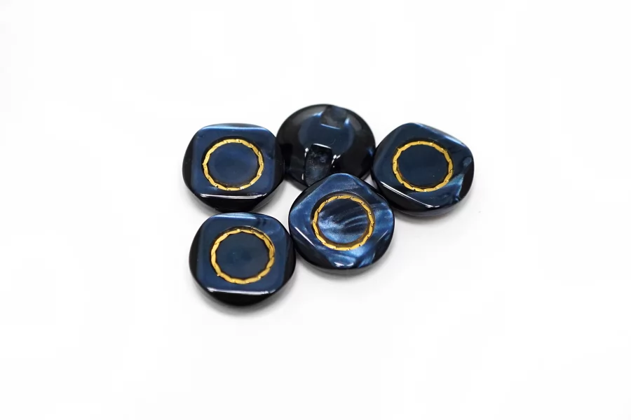 Пуговица пластиковая на ножке Синяя с золотой вставкой 18 мм  (S-3)  12022608