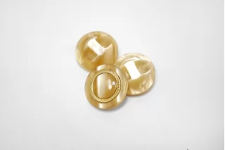 Пуговица пластиковая на ножке бежевая с золотой вставкой 15 мм  (S-3)  12022612