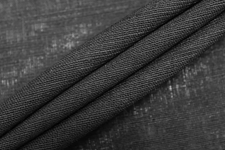 Бортовка неклеевая черная H67/8 PP70 14012603