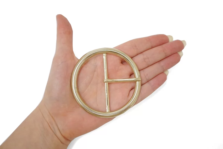 Пряжка металл золотая 75 мм (T-3) 15112501