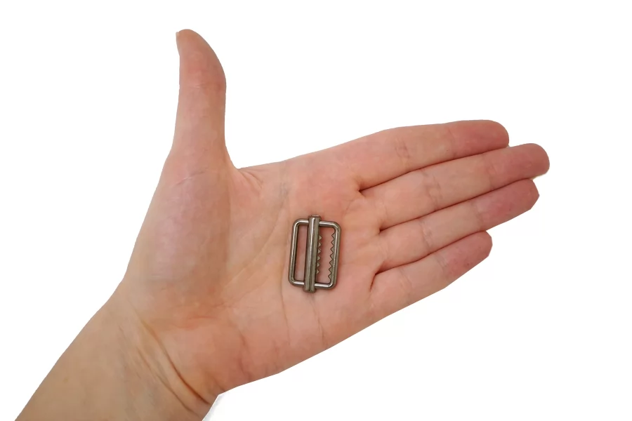 Регулятор длины ремня темный никель 15х25 мм (W-3) 15112521