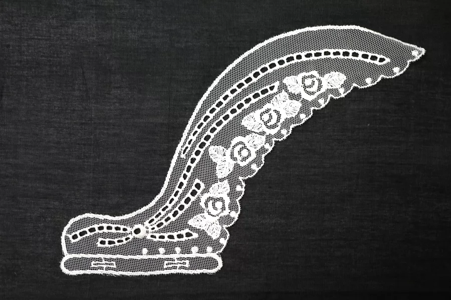 Пришивной  кружевной элемент белый ST0 17022654