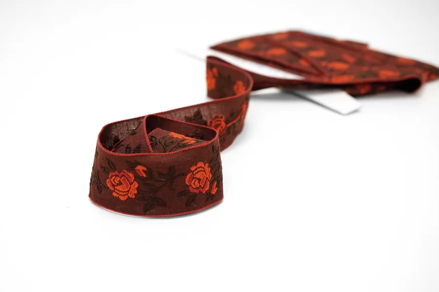 Тесьма декоративная с вышивкой ALTA MODA коричневая 3,5 см ST2 25022652