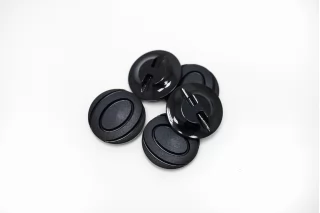 Пуговица костюмно-пальтовая пластик черная на ножке 28 мм  (S-3)  26112501