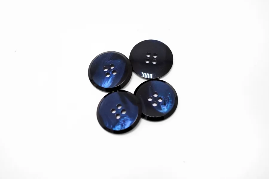 Пуговица костюмная синяя перламутровая  20 мм  (S-3)  26112505