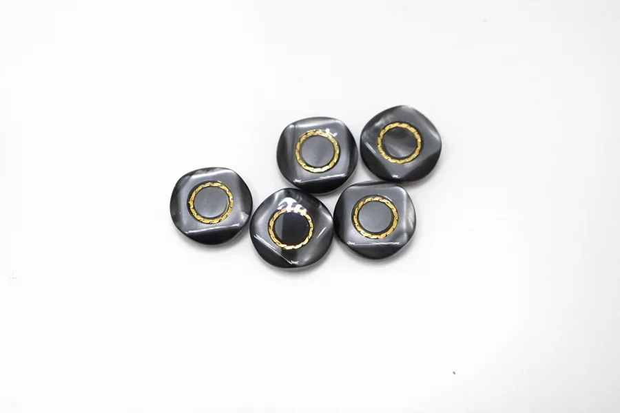 Пуговица пластиковая на ножке Серая с золотой вставкой 15 мм  (S-3)  26112538