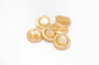 Пуговица пластиковая на ножке Персиковая с золотой вставкой 15 мм  (S-3)  26112545