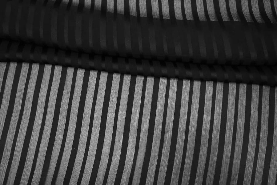 Шифон-креш шёлковый Чёрный в полоску BL H28/1 N50 10022622