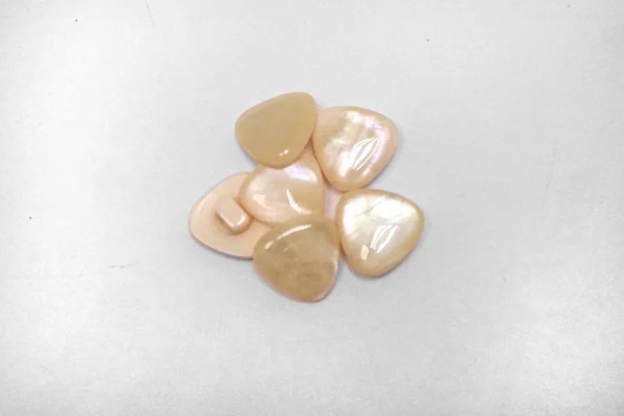 Пуговица пластиковая Пудровая 13 мм  ( Q-3)  12022622