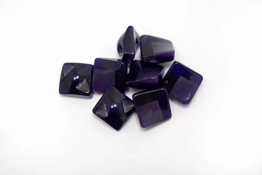 Пуговица пластиковая на ножке Фиолетовая 10 мм  ( Q-3 )  12022629