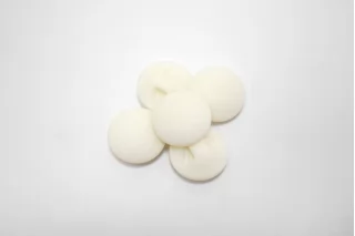 Пуговица пластиковая на ножке  Белая  15 мм  ( Q-3)  12022663