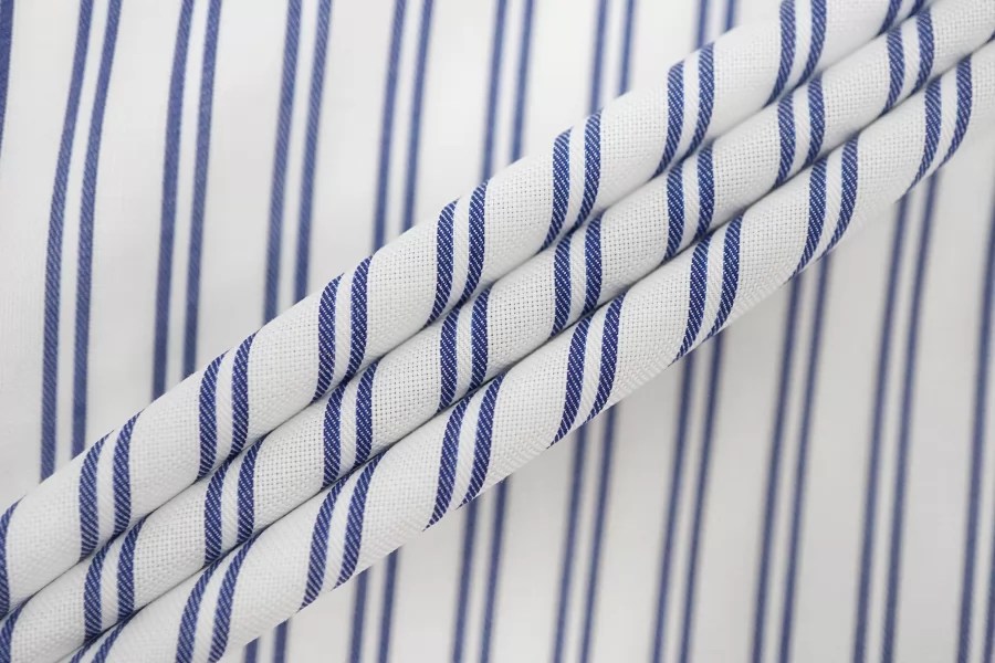 Рубашечный хлопок жаккардовый Бело-синий в полоску FRM H5 A40 13022629