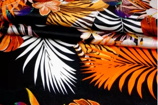 Атлас вискозный плательно-костюмный Леопард и цветы FRM H21/13 i30 13022650