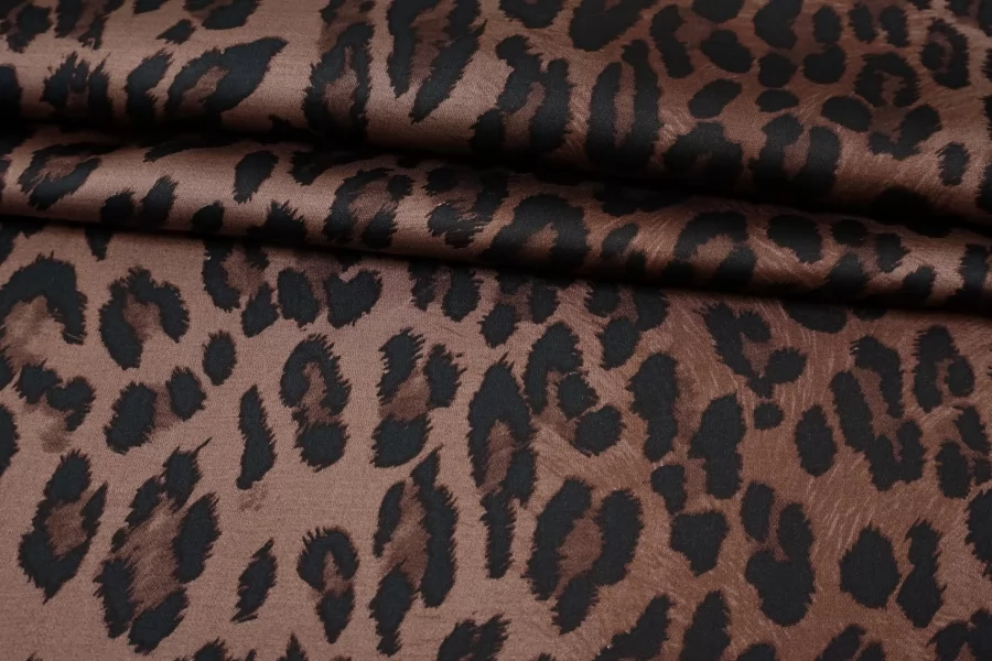Атлас вискозный плательно-блузочный Леопард H003 U77 14012613