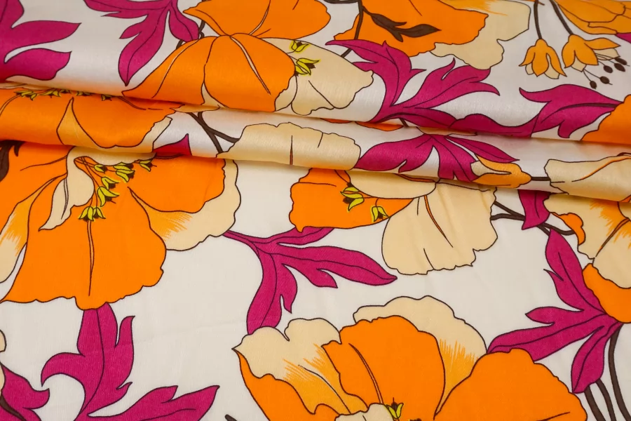 Сатин вискозный плательно-блузочный Цветы на молочно-бежевом SF H21/9 i70 16032601