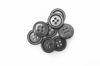 Пуговица костюмно-плательная пластик 15 мм Графит (N-3) 16112502