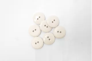 Пуговица костюмно-плательная пластик 15 мм Молочная (N-3) 16112516