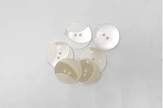 Пуговица костюмно-плательная пластик 18 мм Молочная  (N-3) 16112521