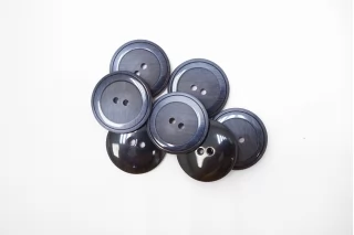 Пуговица костюмно-плательная пластик 22 мм темно-синяя (N-3) 16112523
