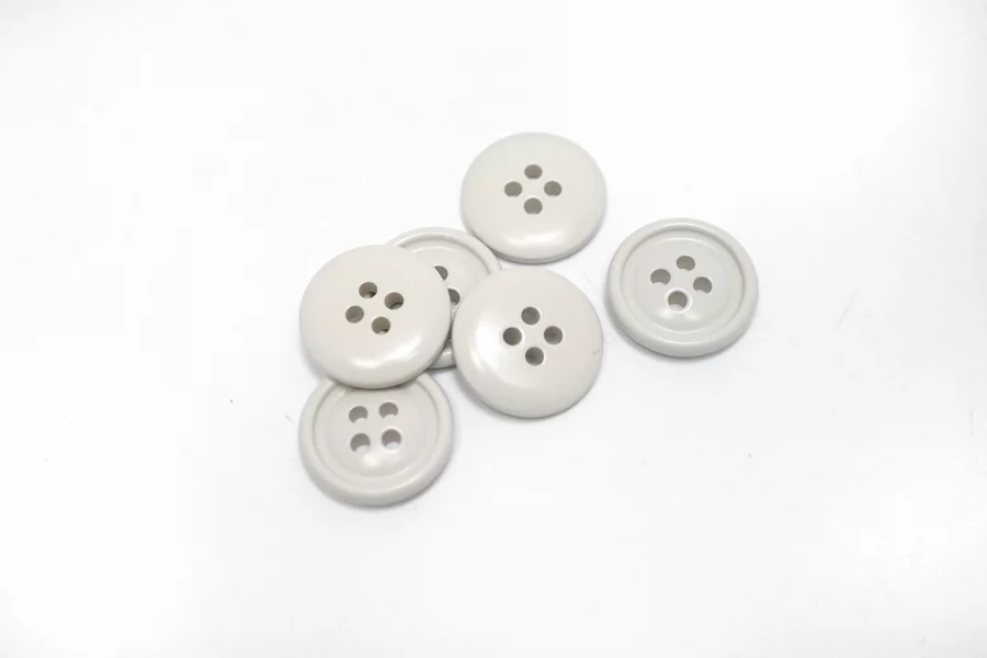 Пуговица  пластиковая  18 мм Белая  (P-3)16112544