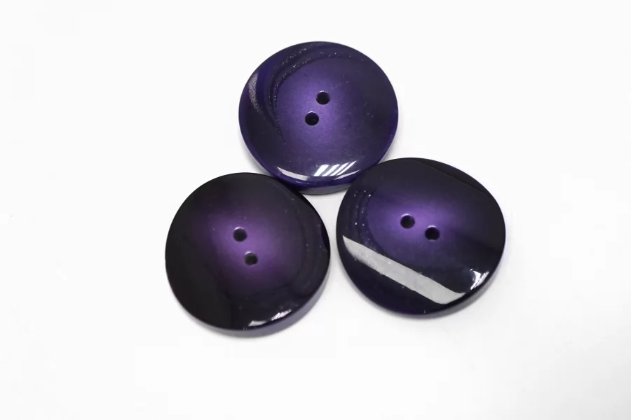 Пуговица  пластиковая  28 мм Фиолетовая (P-3) 16112545