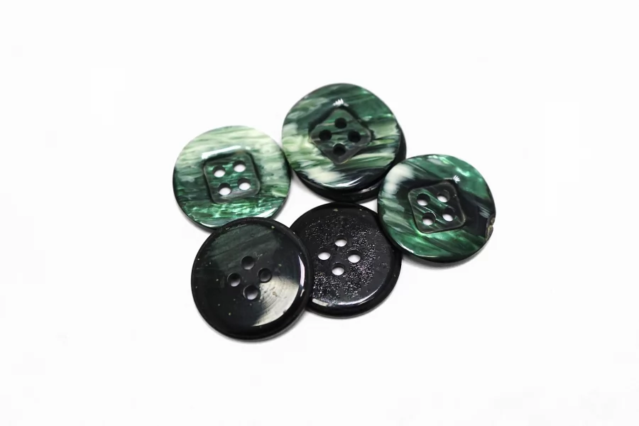 Пуговица костюмно-плательная пластик 20 мм Зеленая (О-3) 16112553
