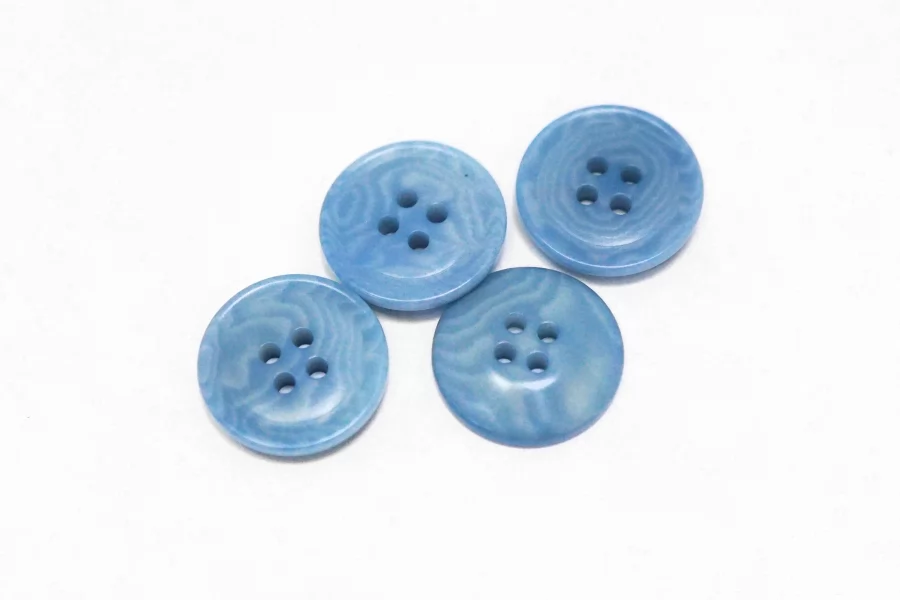 Пуговица костюмно-плательная пластик 15 мм голубая  (О-3)  16112583