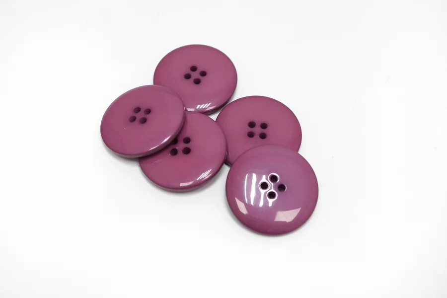 Пуговица  пластик  28 мм Фиолетовая (P-3) 17112571