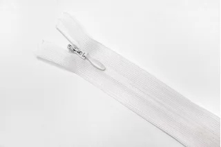 Молния потайная Белая 64 см G030 15022611