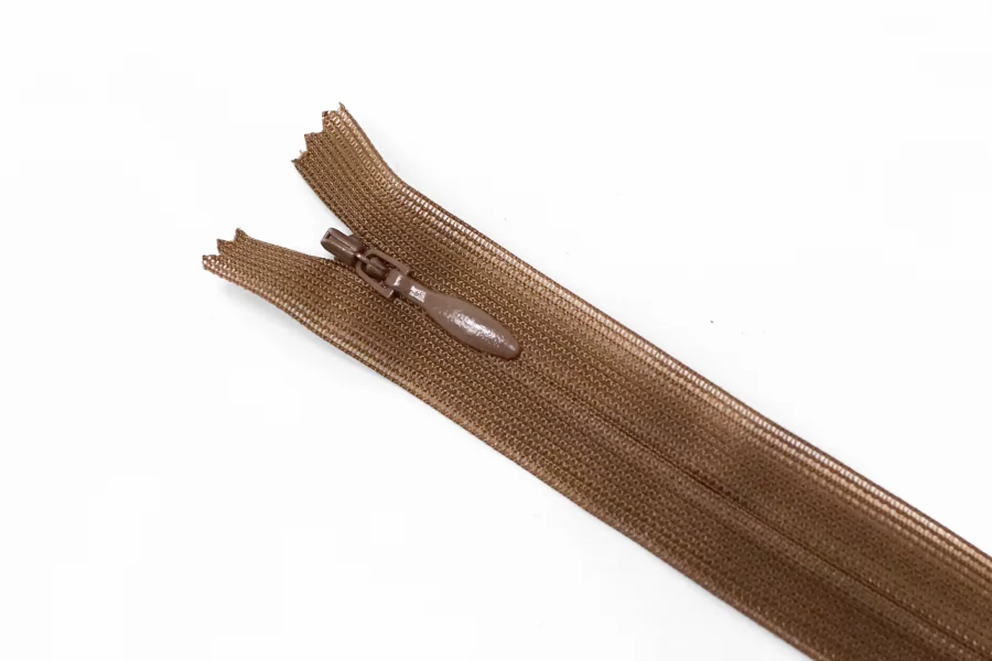 Молния потайная YKK Коричневая 60 см E18 15022625