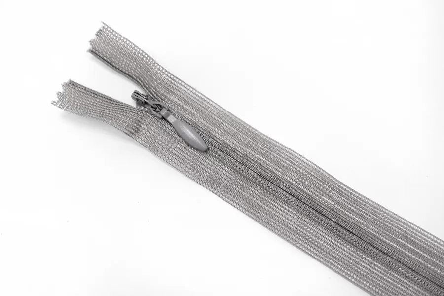 Молния потайная Серая 61 см 15022634