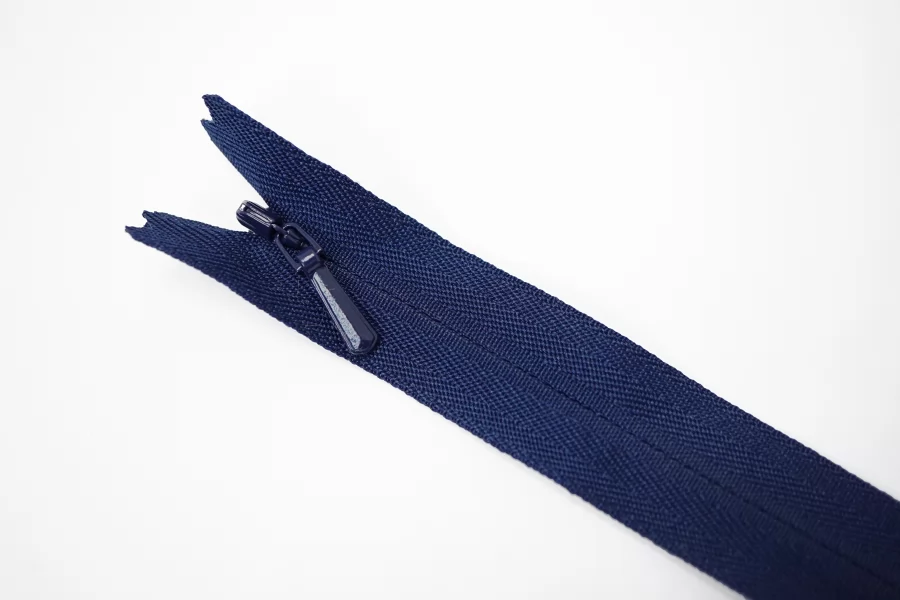 Молния потайная YKK Тёмно-синяя 40 см E8 27012613